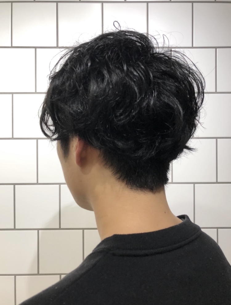 癖毛を活かしたメンズショート